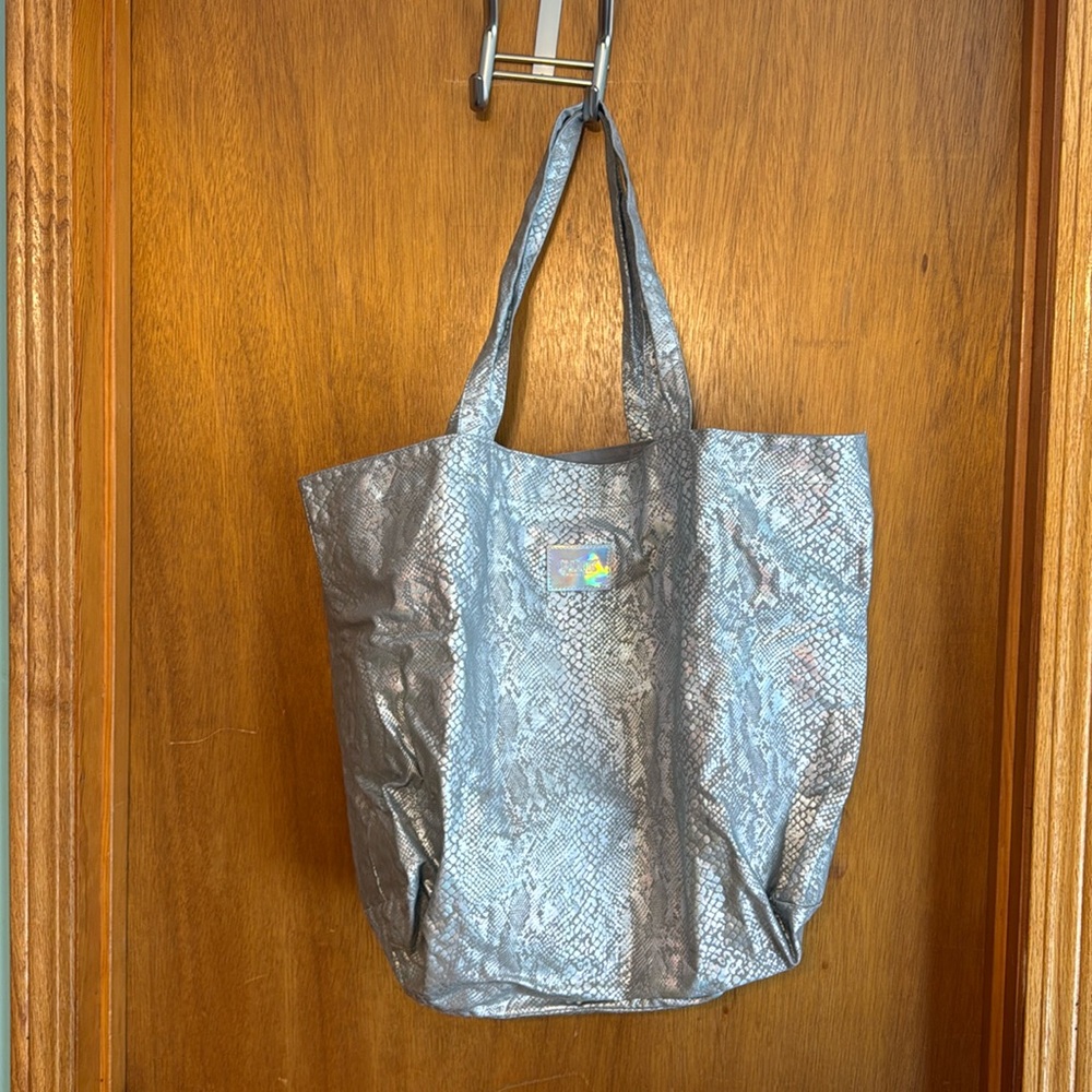VS PINK Huge Carry All Tote Bag Silver Animal Print